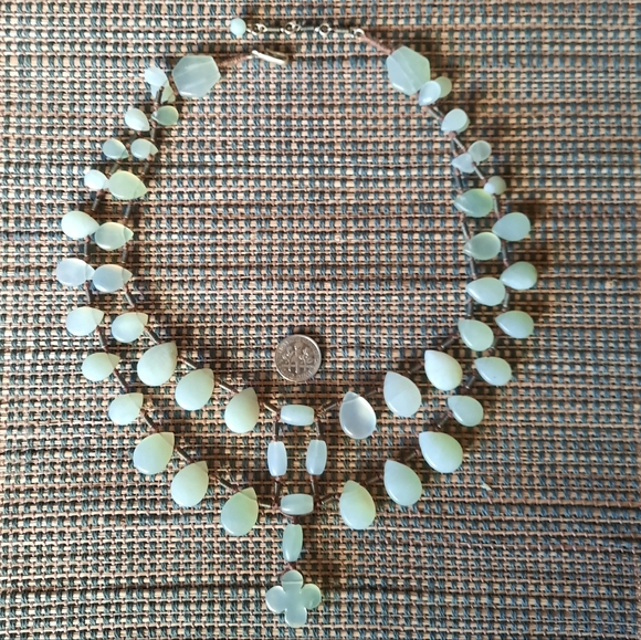 Jade Double Strand Statement Necklace Banana Republic - Picture 3 of 4